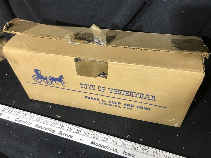 Toys of Yesteryear Frank Culp Cast Iron Wagon