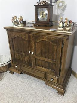 Vintage Wooden Cabinet