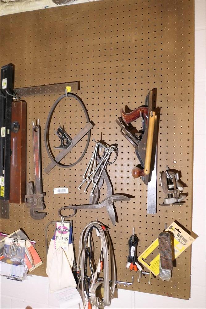 Tools on the wall Lot
