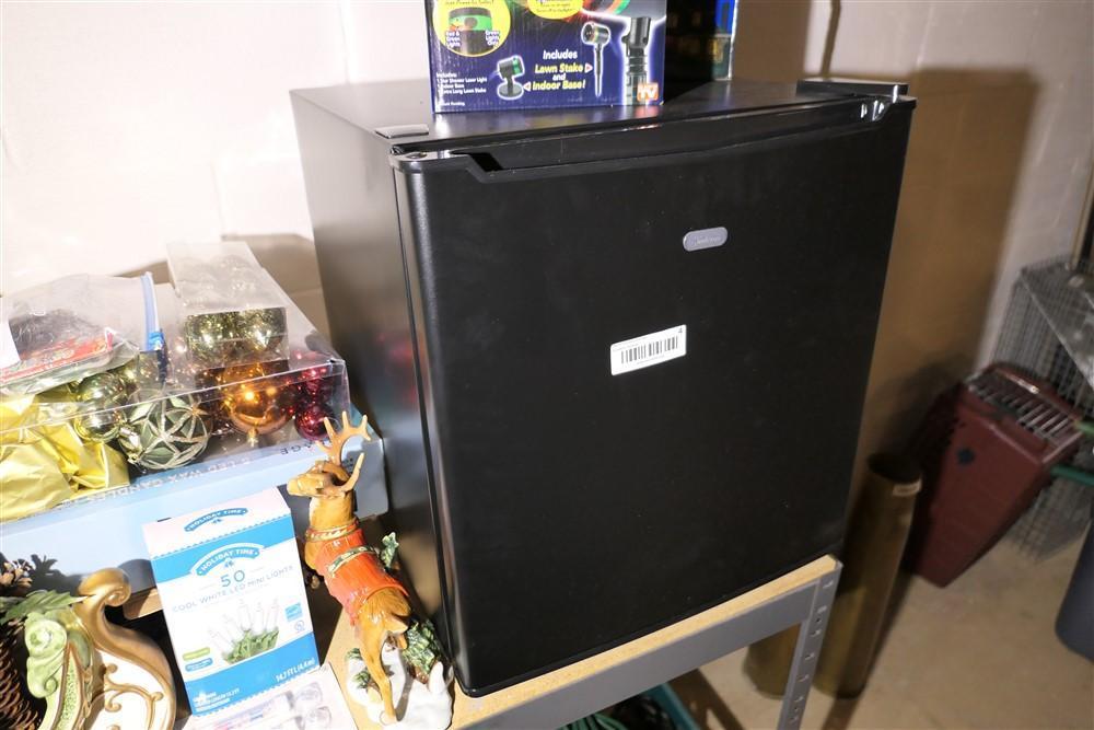 Dorm Type Mini Refrigerator - Looks new