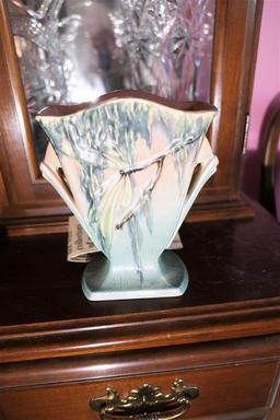 Nice Antique Roseville Pottery Fan Vase 778-7"