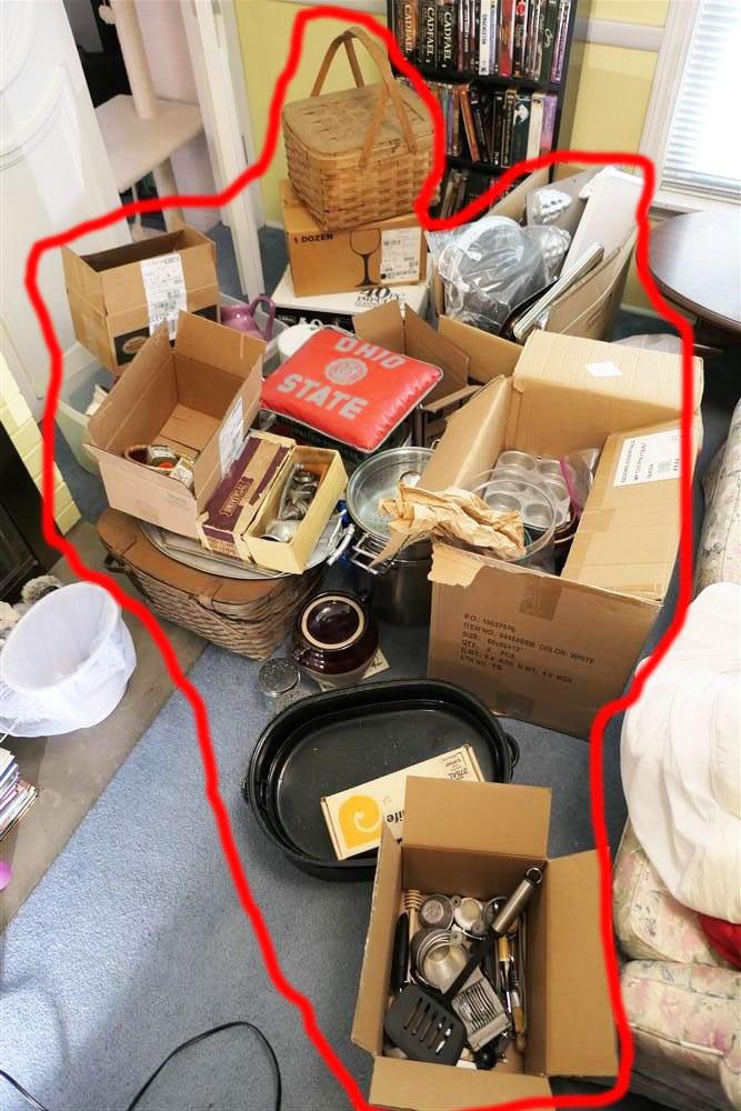 Very Large Lot Vintage, newer Kitchen etc Items