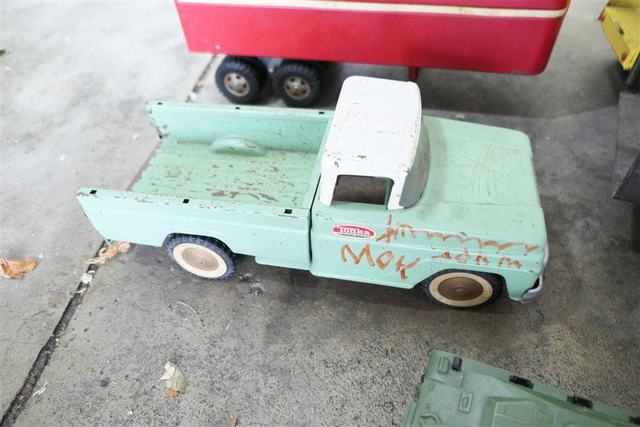 Large Lot Old Metal Toy Trucks