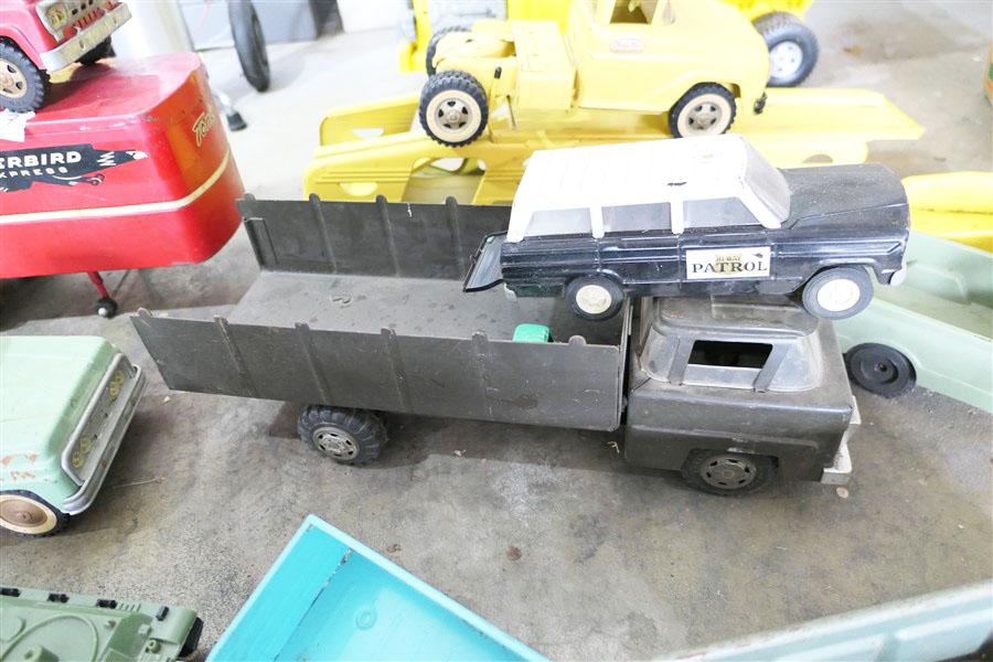 Large Lot Old Metal Toy Trucks