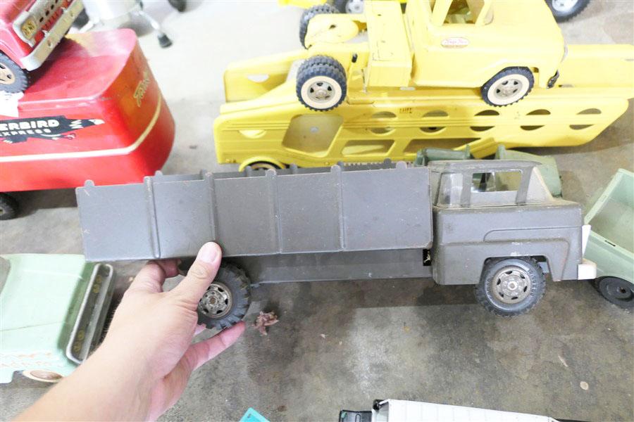 Large Lot Old Metal Toy Trucks