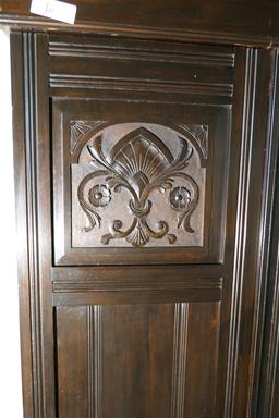 Large antique armoire w/mirror