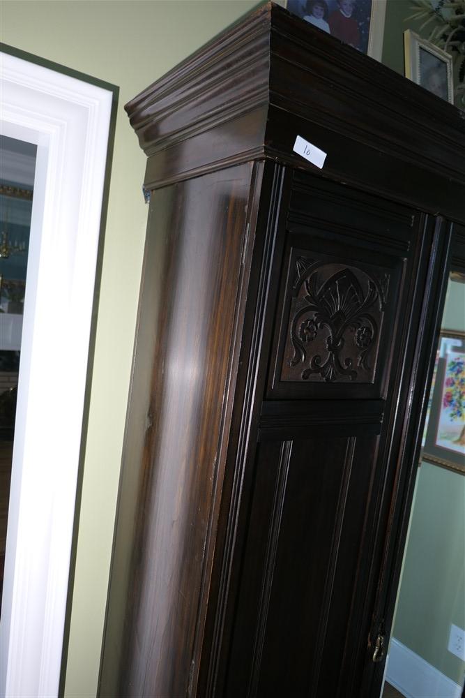 Large antique armoire w/mirror