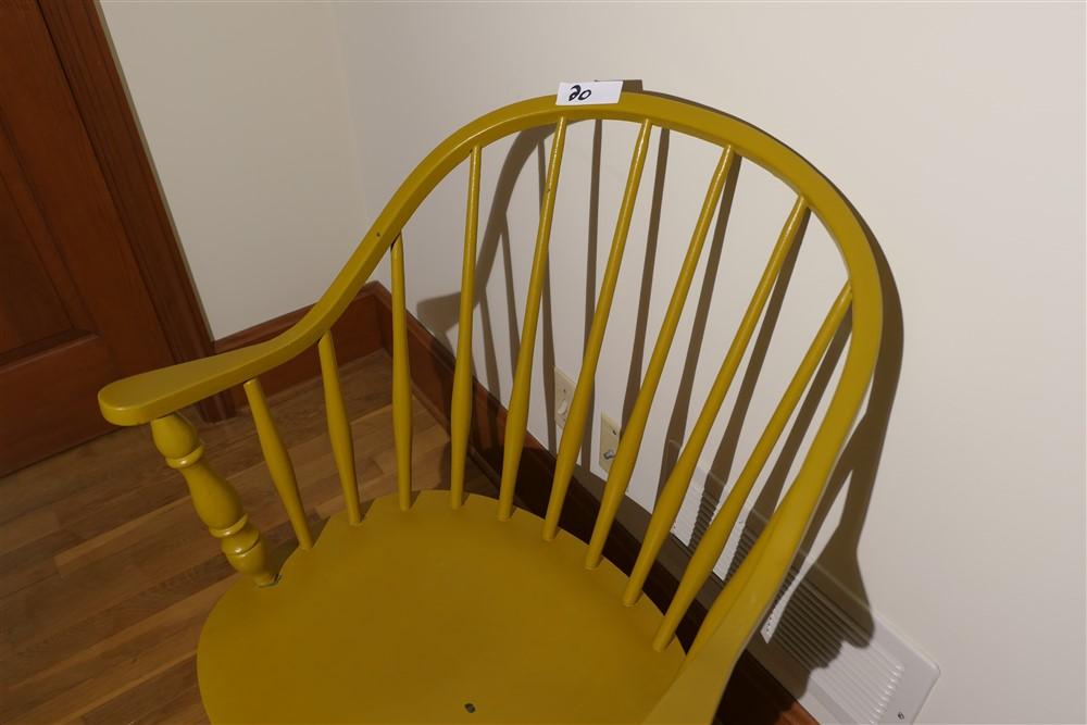 Antique Mustard Transitional Windsor Chair