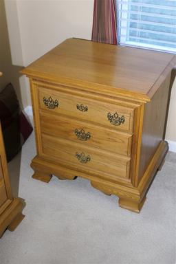 Pair of Cayton furniture oak nightstands