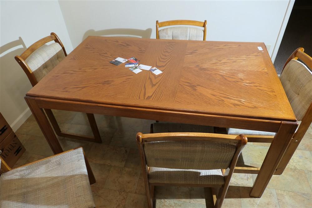 Oak table and 5 chairs