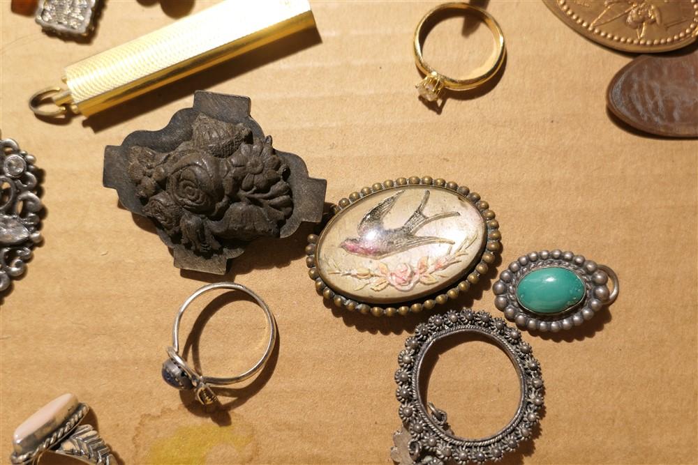 Lot of nicer, unusual antique jewelry etc