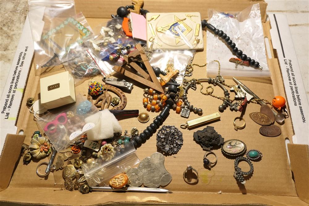 Lot of nicer, unusual antique jewelry etc