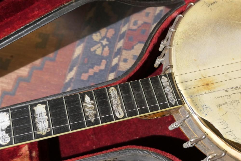 Nice Antique c. 1925 Vega Banjo in case - Inlaid