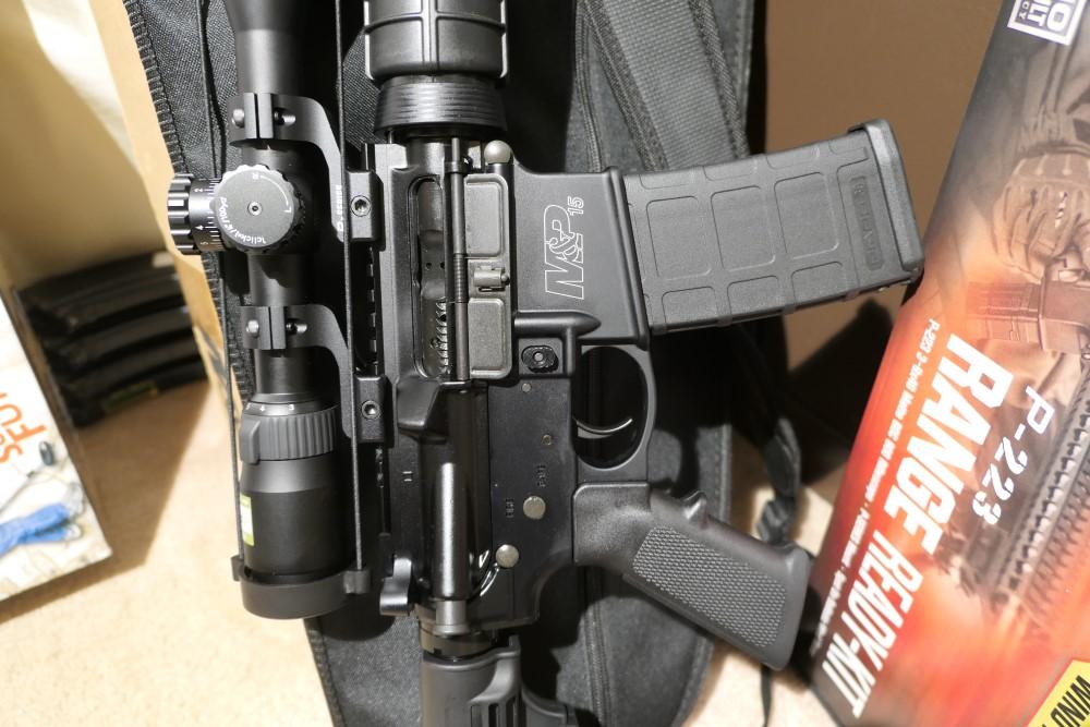 Smith & Wesson M&P 15 AR-15 RIfle with Accessories