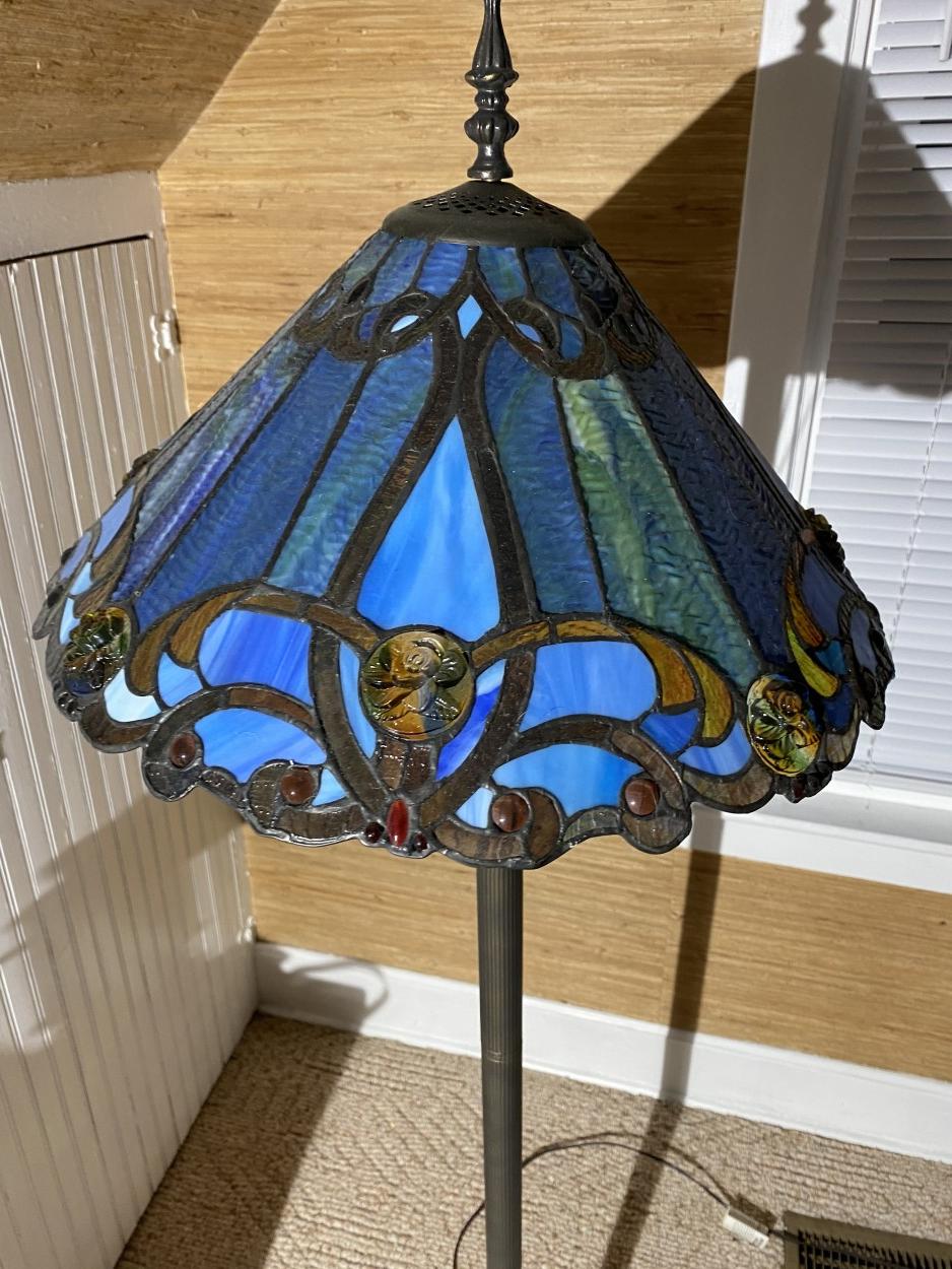 Vintage Stained Glass Style Floor Lamp