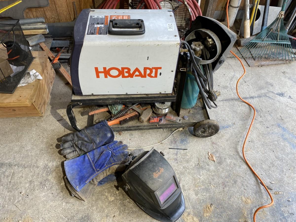 Hobart Welding Unit w/Tanks, Accessories