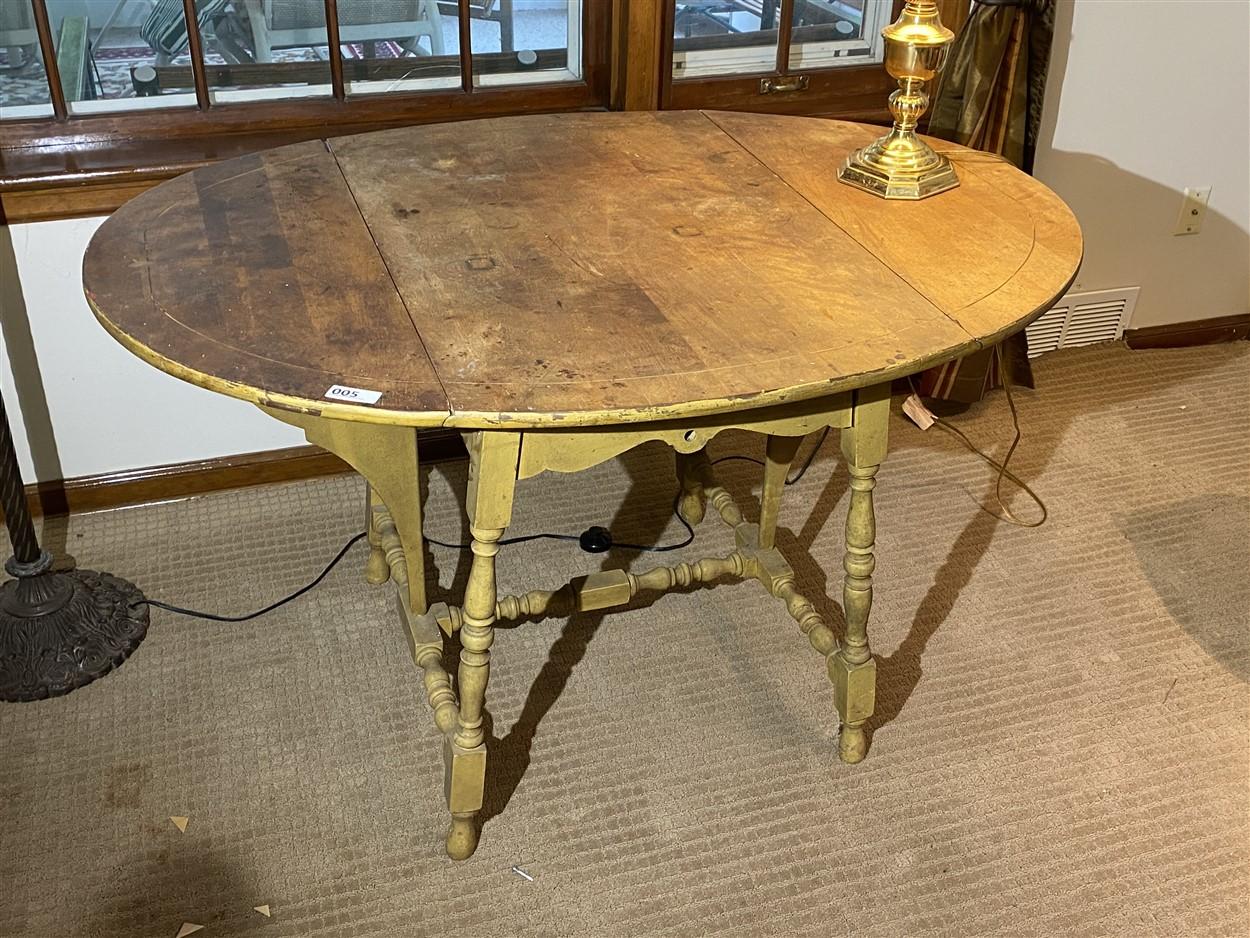 Antique Pembroke Style Drop Leaf Table PLUS lamp