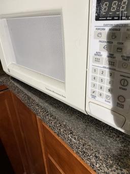 GE Microwave in Kitchen