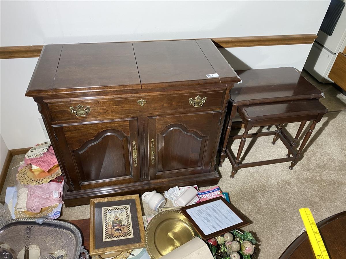 Pennsylvania House buffet PLUS nesting tables