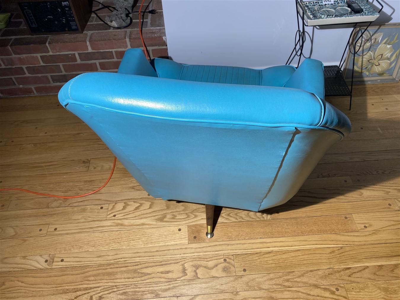 Mid Century Modern Lounge Chair