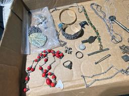 Lot of vintage jewelry including many pieces of sterling silver