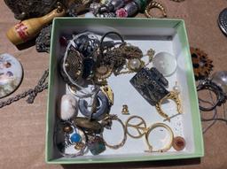 Flat of assorted vintage jewelry