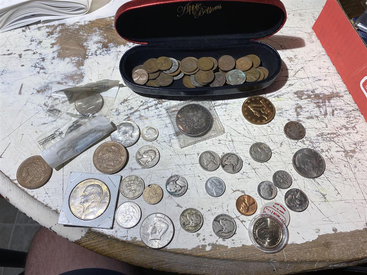 Large lot assorted old US Coins