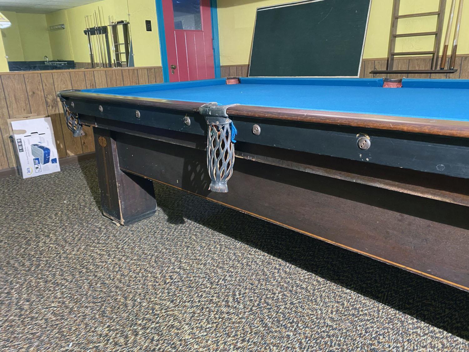 10' Inlaid Art Nouveau Brunswick Pool table