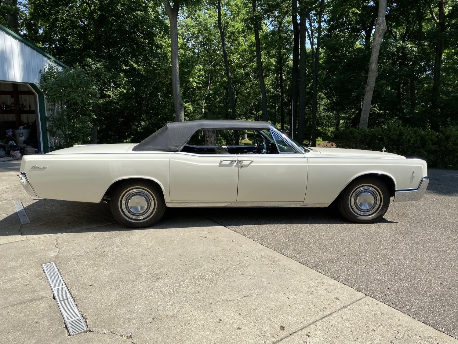 Single owner 1966 Lincoln Continental Convertible in Excellent Condition