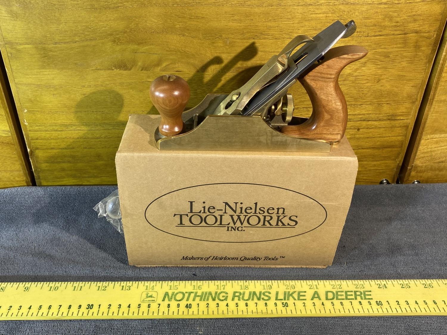 Vintage Lie-Nielsen Woodworking Block Plane No. 2