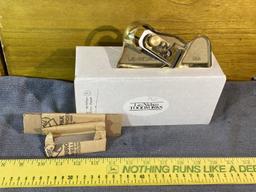 Lie-Nielsen Edge Trimming Block Plane In Box - R3