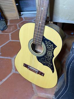 Vintage Child Sized Acoustic Guitar in Case