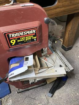 Tradesman 9" Two-Wheel Bench Band Saw