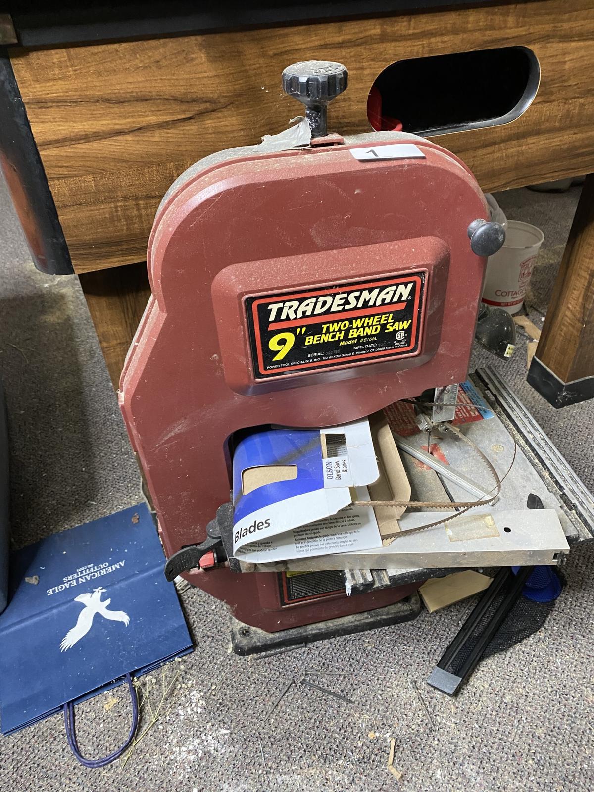 Tradesman 9" Two-Wheel Bench Band Saw