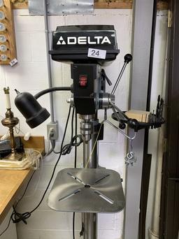 Delta 16 1/2 Drill Press with accessories