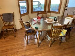 Vintage Oak table and six Chairs Set