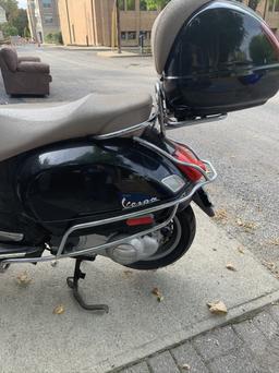 2008 Vespa GTS 250 Scooter Motorcycle w/2176 Miles