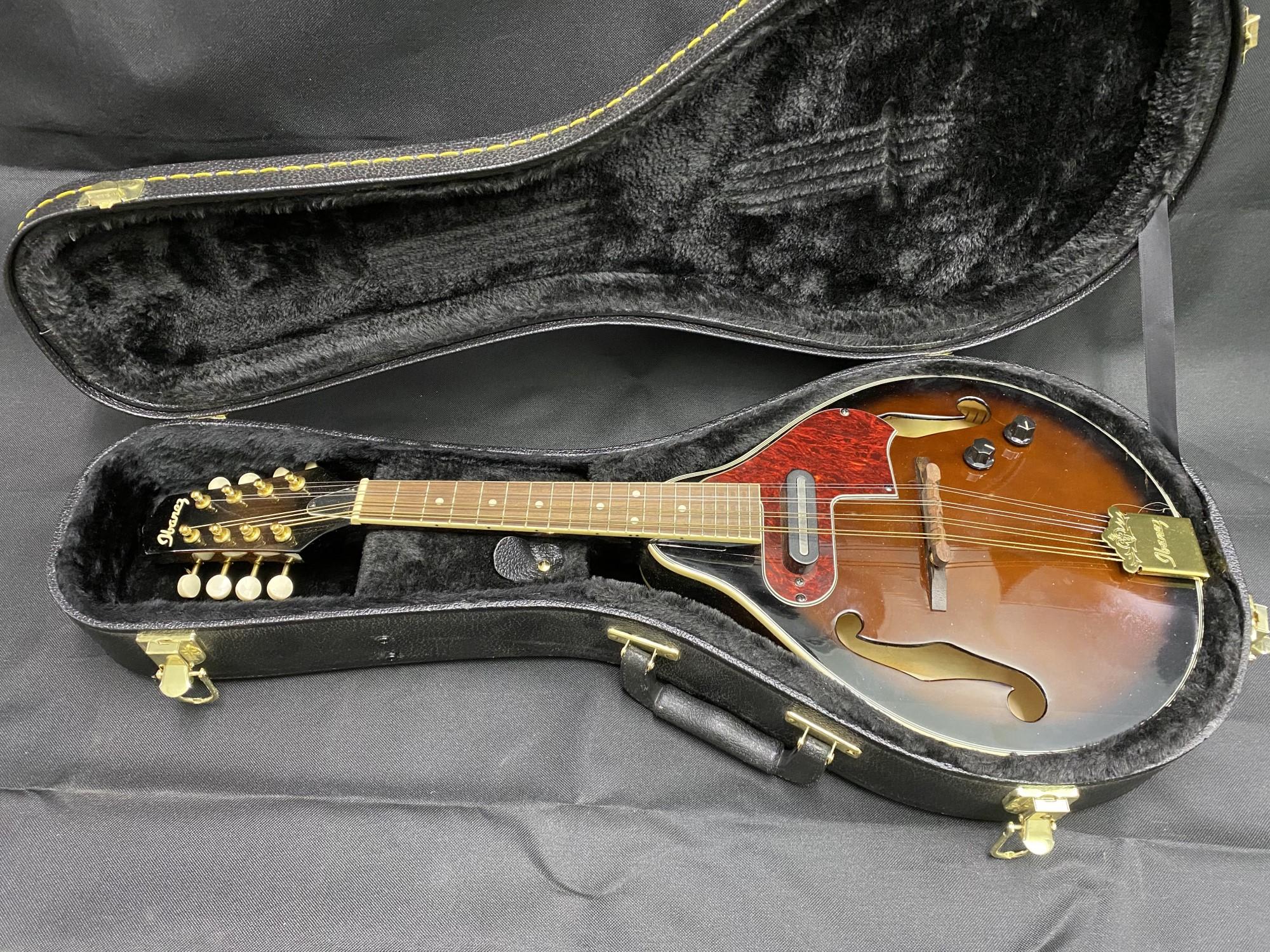 Ibanez Mandolin with Tobacco Finish