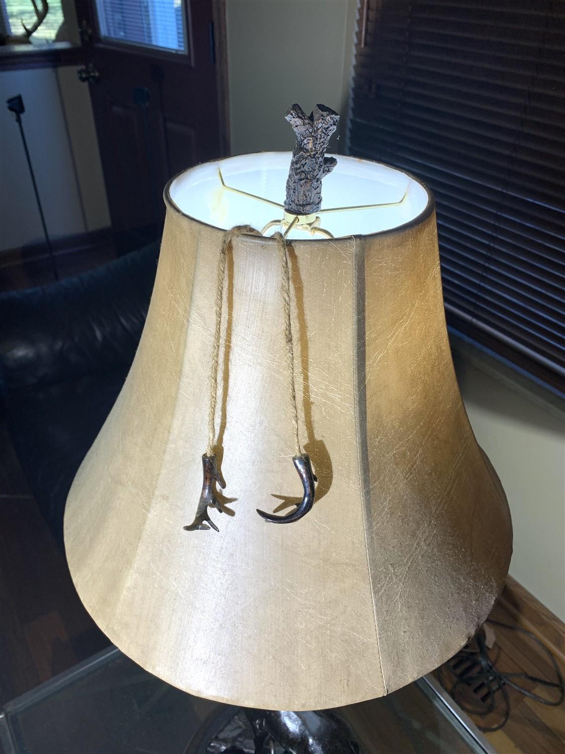 Hunting Lodge Style Lamp