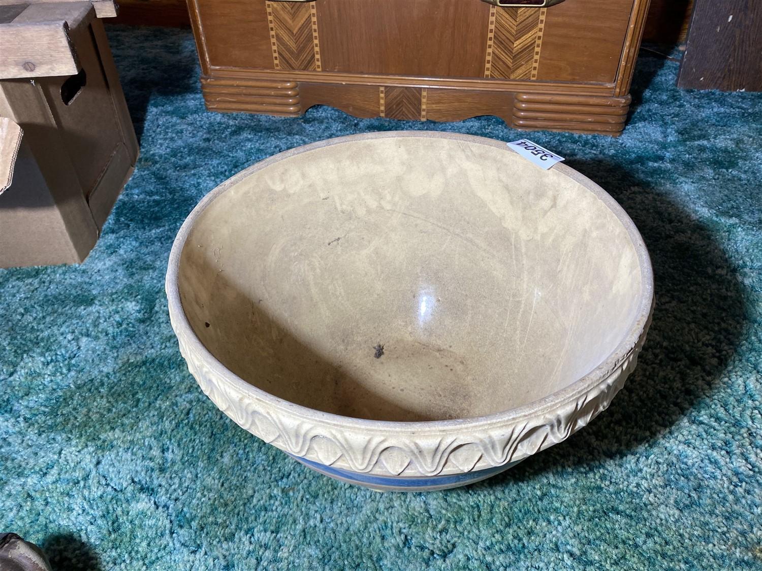 Unusually large mixing bowl - 14.5" across