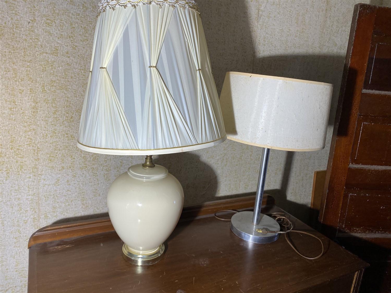 Vintage dresser and two lamps