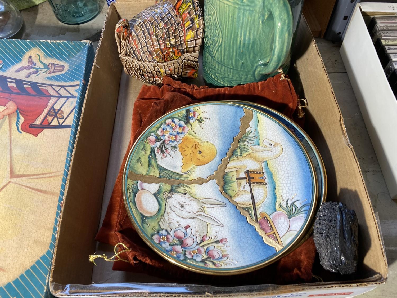 Lot of nicer vintage items