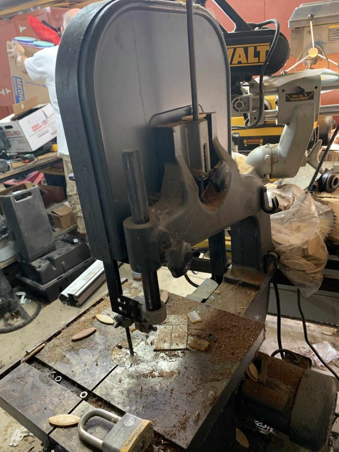 Craftsman 12 in Band Saw