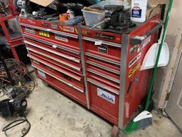 US General 11 Drawer Tool Box Including Vise & Grinder