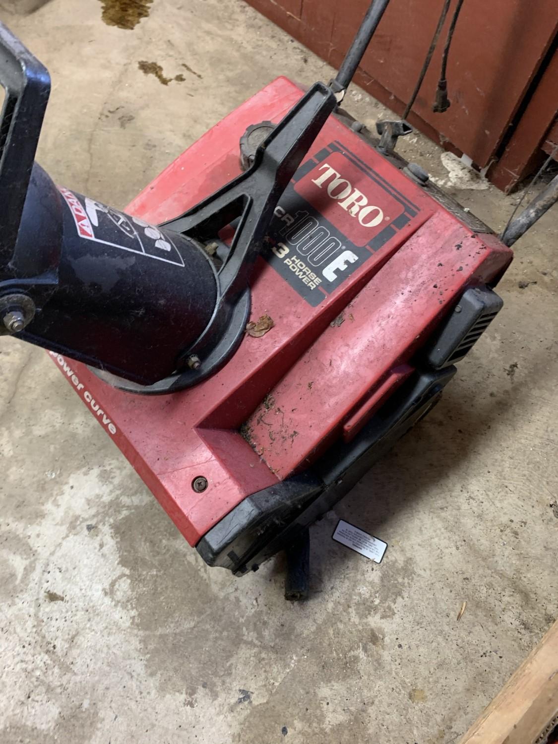 Toro CCR 1000E Snow thrower with Key