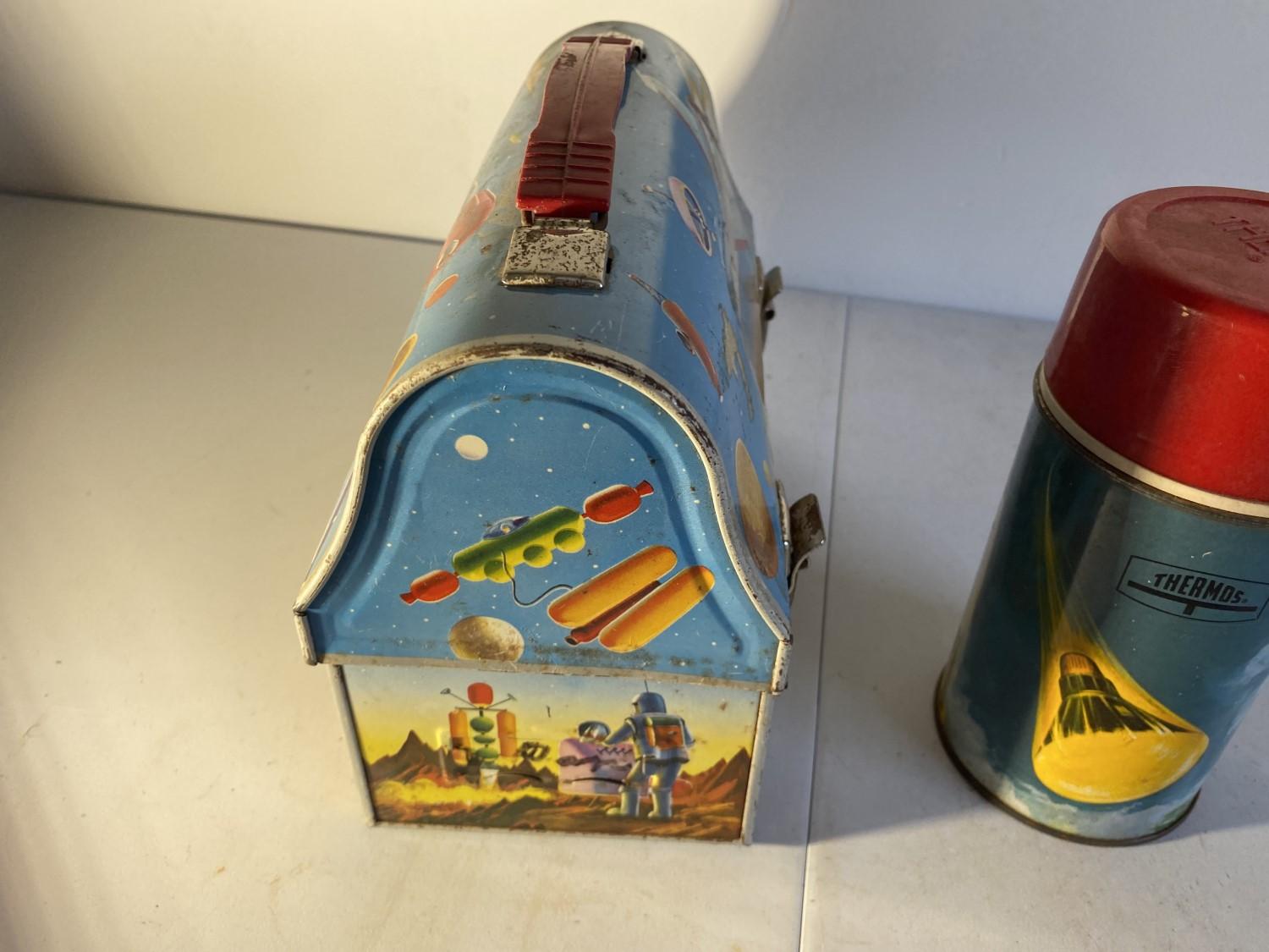 Vintage Metal Lunchbox - Outer space