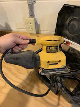 DeWalt Palm Grip Sander