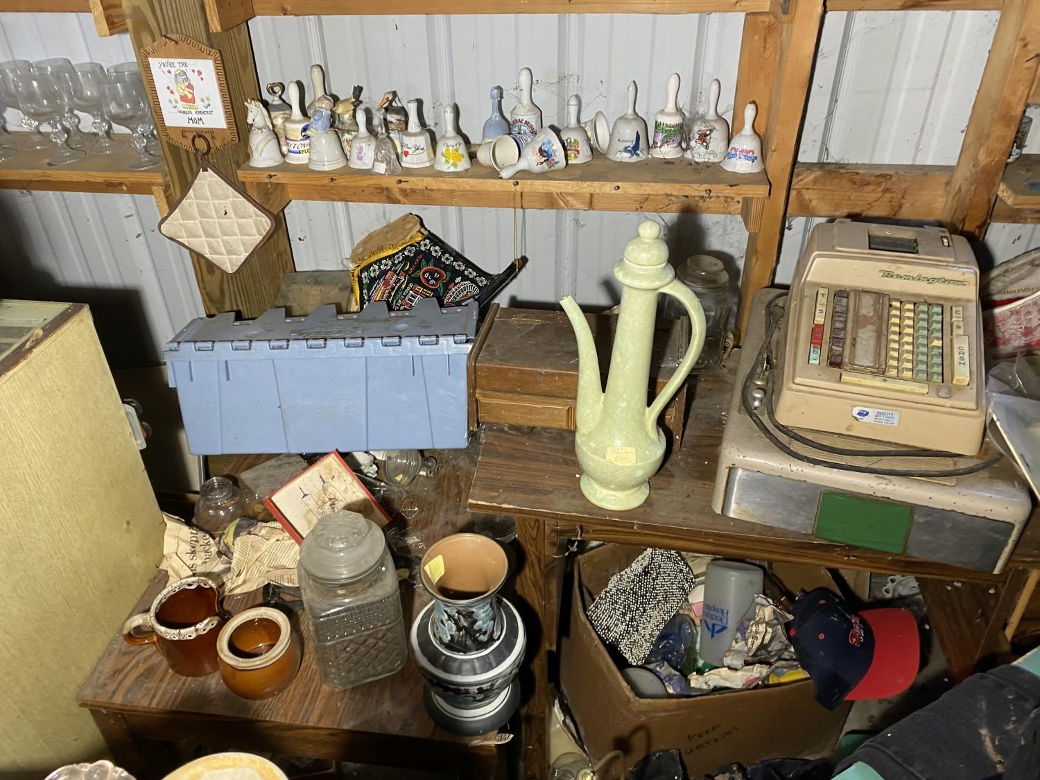 Large lot of vintage along wall