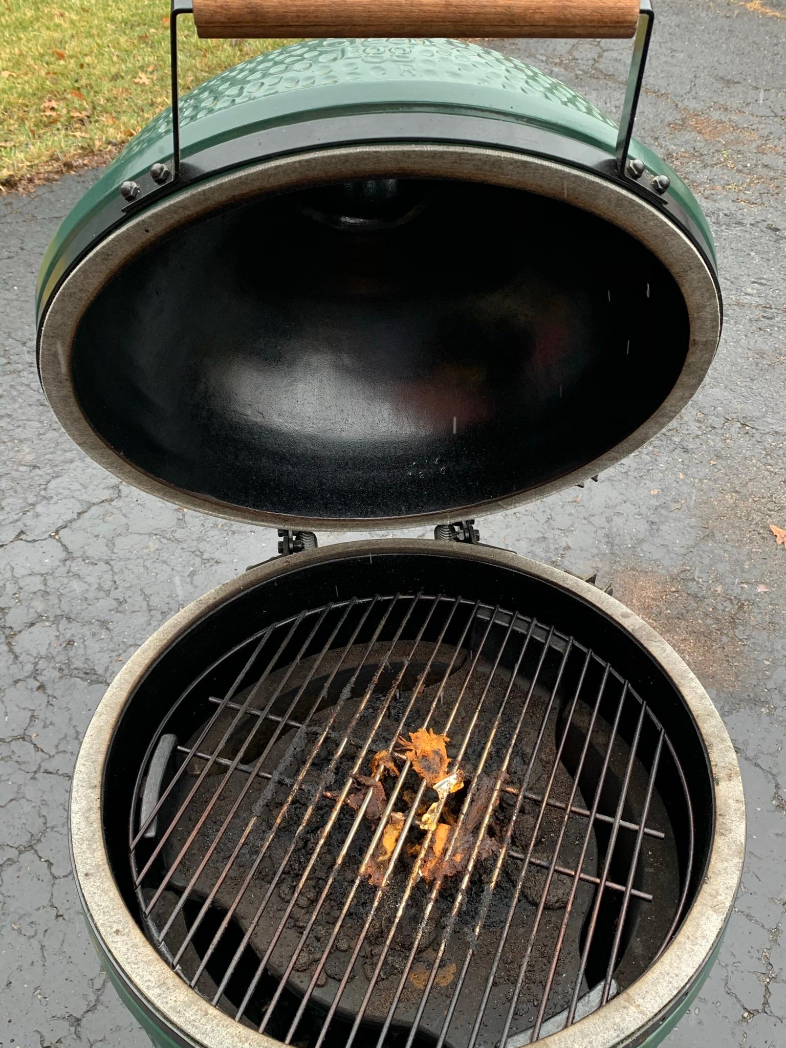 Big Green Egg Charcoal Grill