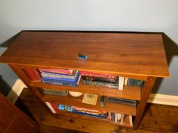 Sturdy Bookcase (DOES NOT INCLUDE THE CONTENTS)